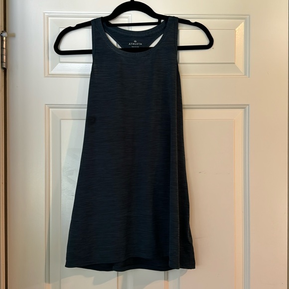 Athleta tank - size Medium - Picture 1 of 2